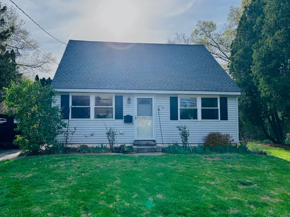 446 High Street, Windham, CT 06226