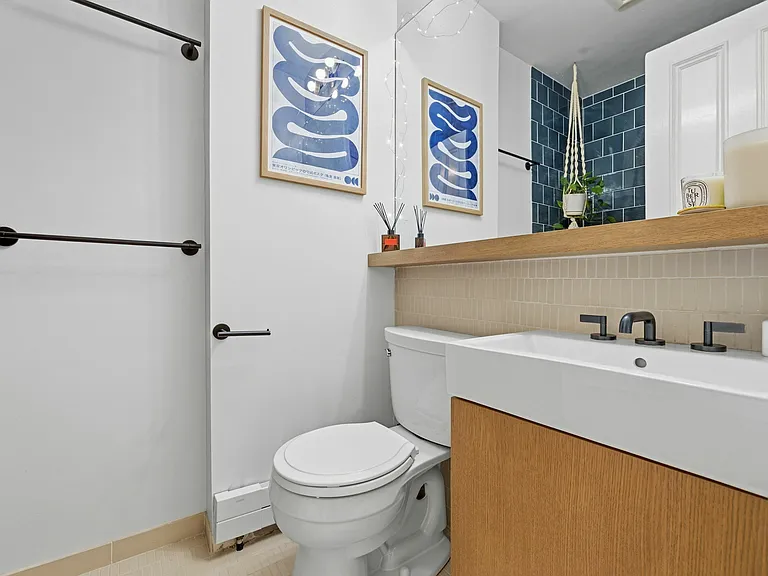 79 Montgomery St #2 — Photo 18