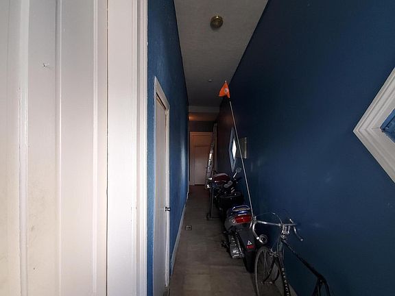 4th image of 1212 S 15th St