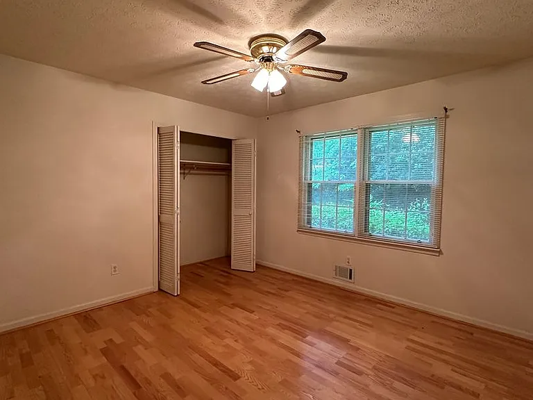 375 Segrest Cir — Photo 19