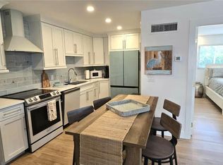 780 10th Ave S APT 1, Naples, FL 34102