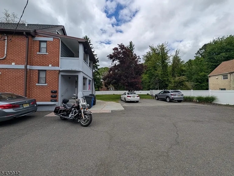 174 Snyder Ave #3 — Photo 23