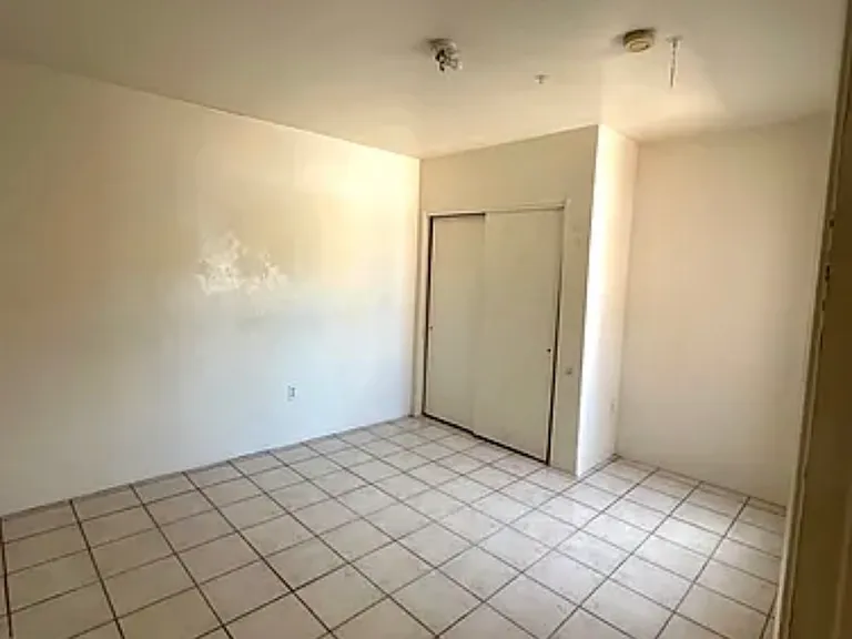 940 N Palo Verde Blvd #11 — Photo 7