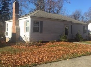11 Sherwood Rd, Worcester, MA 01602
