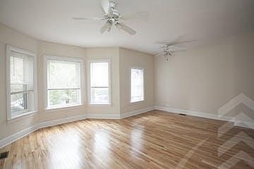 5th image of 3842 N Janssen Ave #2