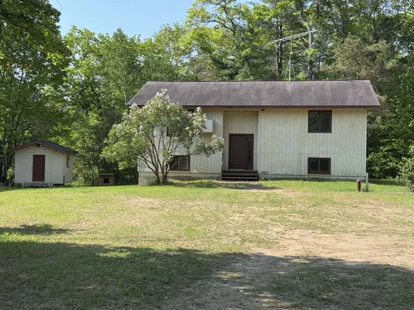 7727 Crow Rd, Lake Tomahawk, WI 54539