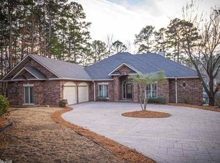17 Tiburon Way, Hot Springs, AR 71909