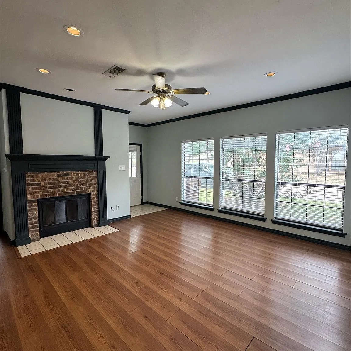 3 bed, 1100 sqft, $1,750 — Photo 4