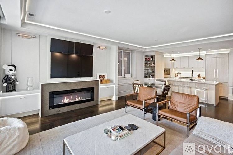 1st image of 1540 N North Park Ave Unit 3S