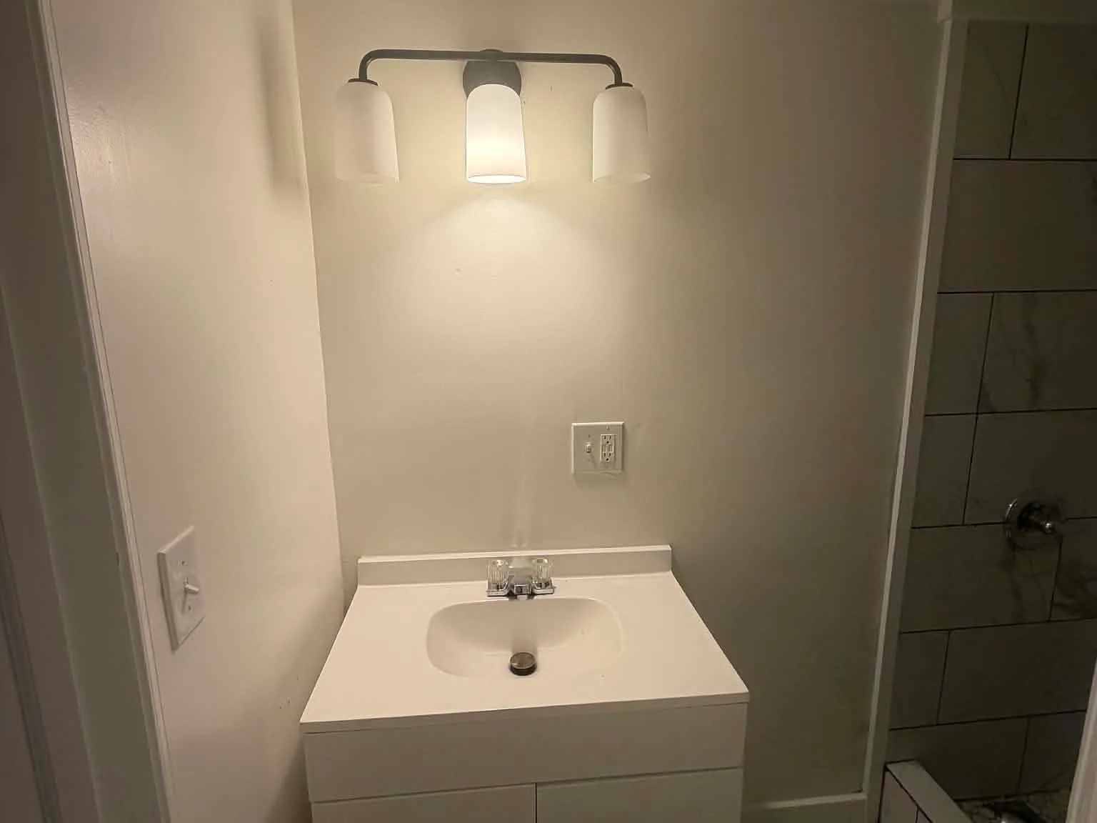 2 bed, 868 sqft, $1,199 — Photo 4