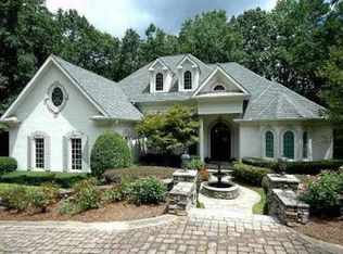 25 Serendipity Way, Sandy Springs, GA 30350