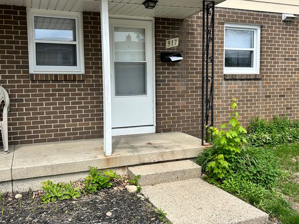 917 Kenneth St SW