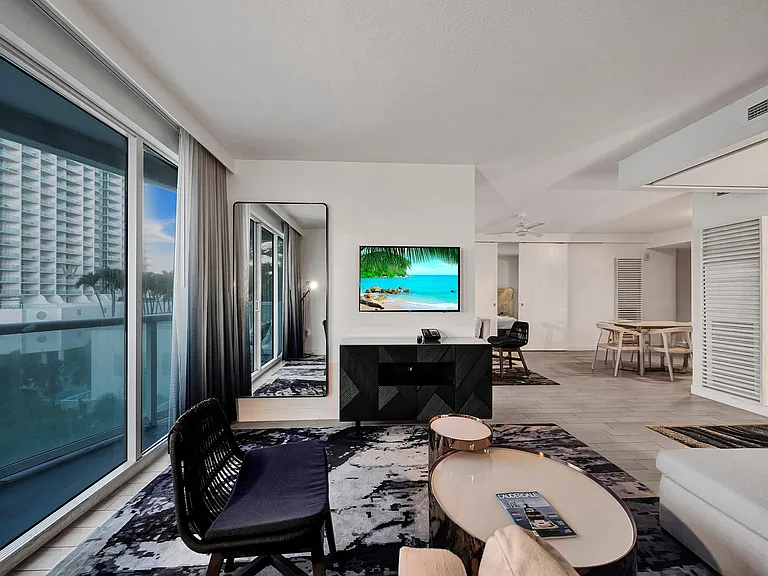 3101 Bayshore Dr #602 — Photo 11
