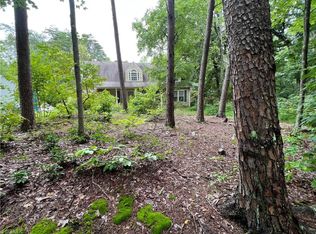 1263 Peace Trail Rd, Walnut Cove, NC 27052