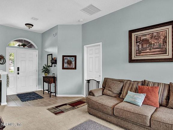 4th image of 484 Bell Branch Ln