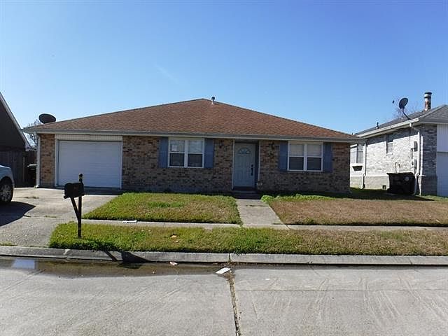 1st image of 7920 Sandpiper Dr