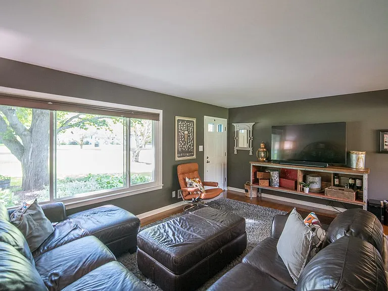 10254 N Sunnycrest Dr — Photo 10