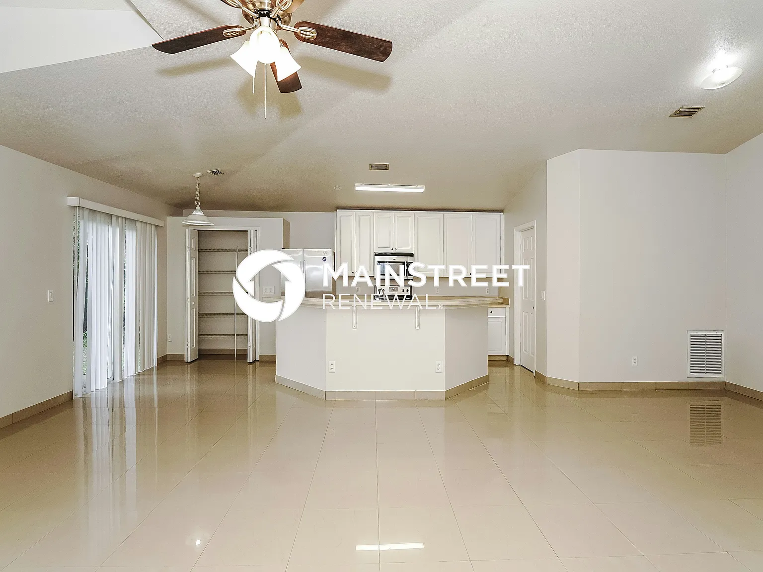 890 Jamaica Ave — Photo 4