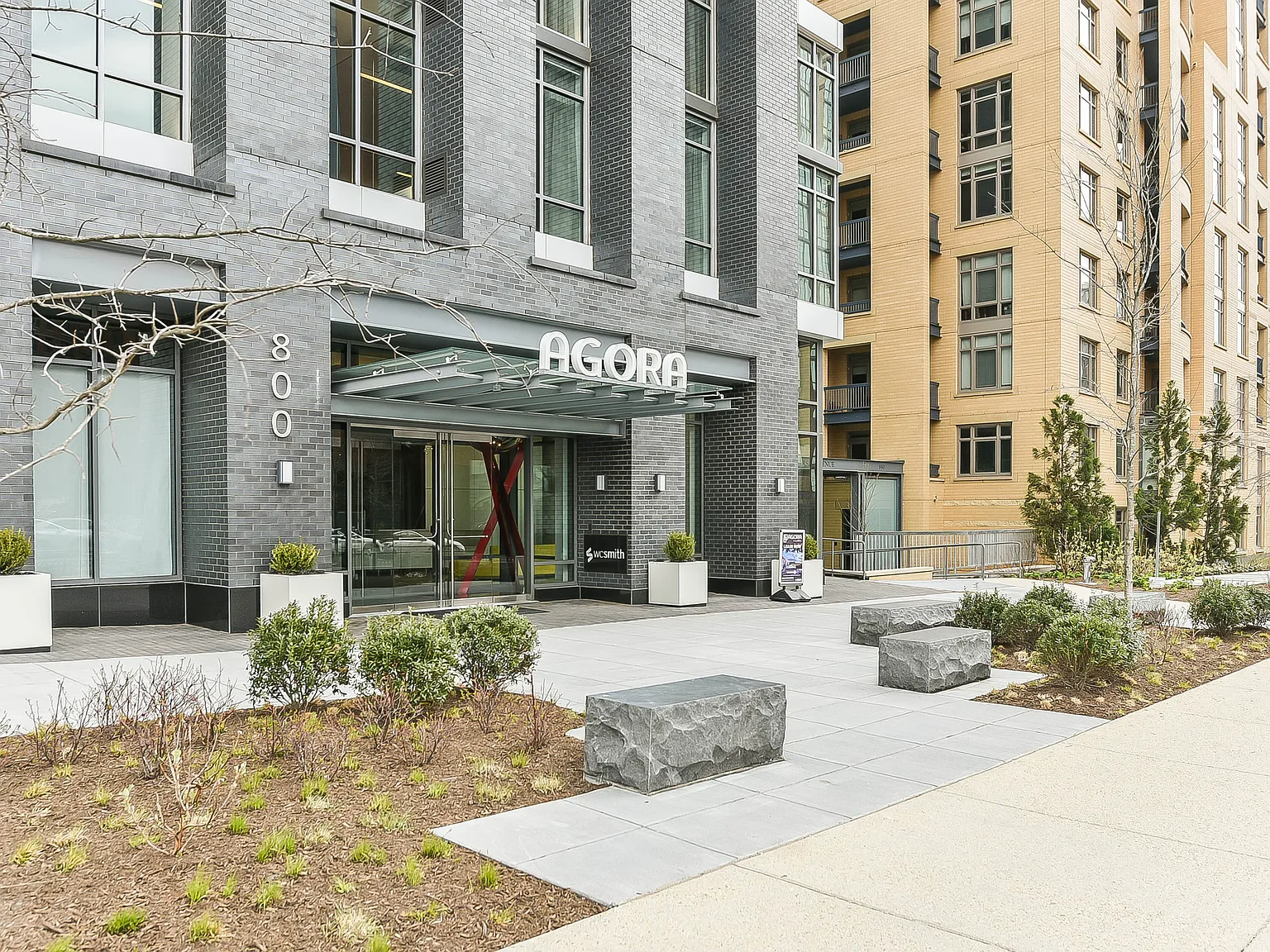Agora — Photo 1