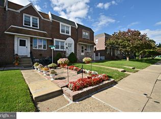 2932 Fanshawe St, Philadelphia, PA 19149