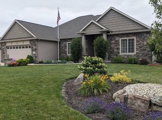 1533 Treyburn Ct, Bluffton, IN 46714