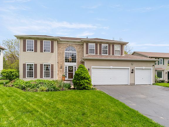 2nd image of 49 Sarah Dr