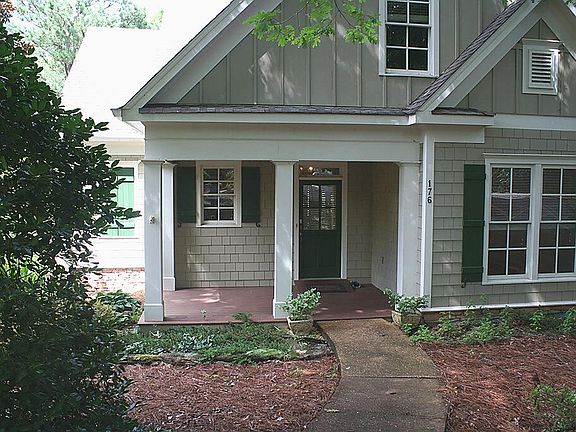 3rd image of 176 Redbud Trl