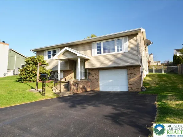 213 Faith Dr, Catasauqua, PA 18032