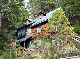 55187 Jungle Town Ln, Big Creek, CA 93605