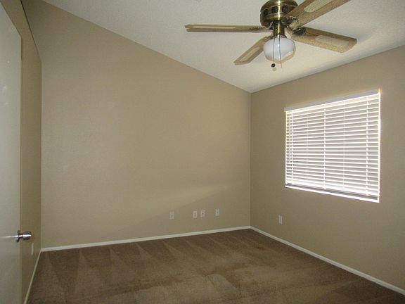 5th image of 692 E Estrella Dr