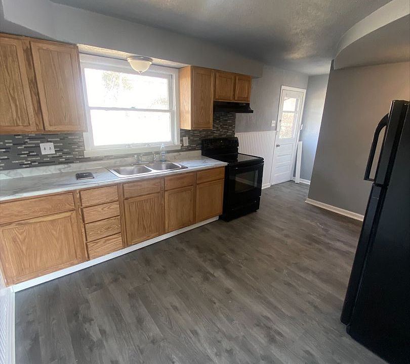1st image of 6838 Knoll Ave