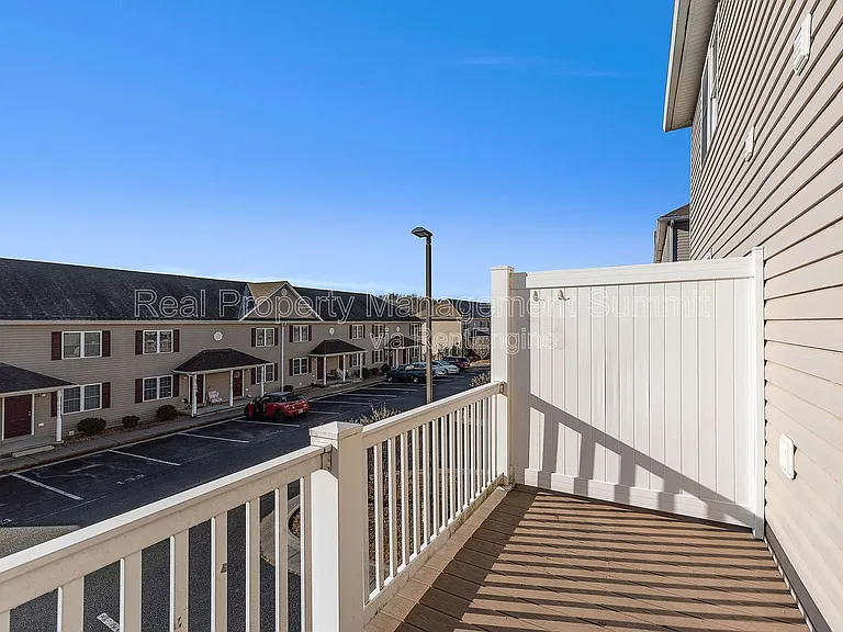 1009 Seth Drive — Photo 35
