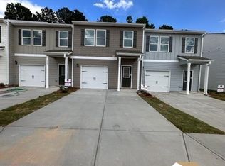 122 Village Green Dr #12, Adairsville, GA 30103
