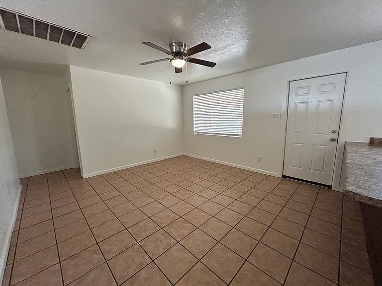 5132 W Osborn Rd — Photo 10