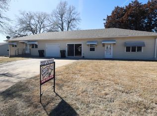517 Carlyle St, Alma, NE 68920