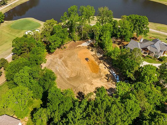 5th image of 5221 Parview Dr S