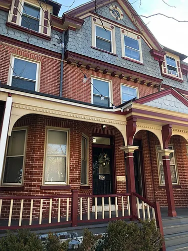 802 N Van Buren St Photo 1