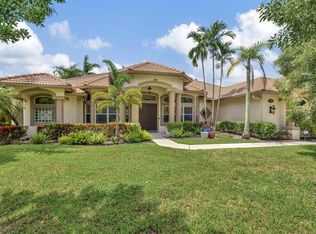 15830 Meadow Wood Dr, Wellington, FL 33414