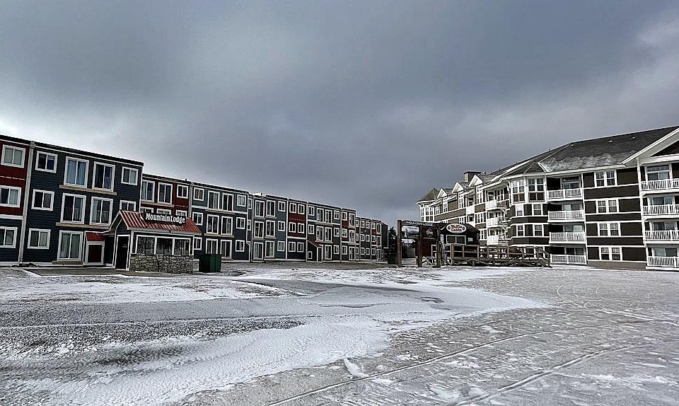 1st image of 75 Mountain Lodge Ln #142