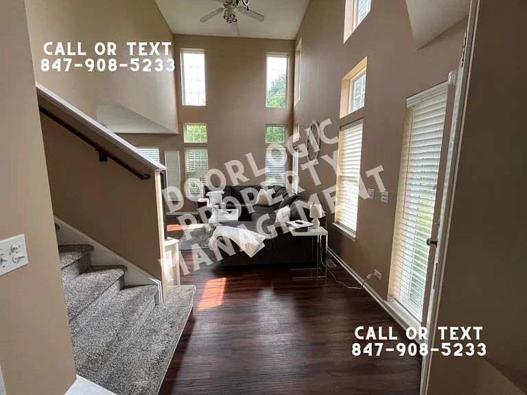10520 Thornton Way — Photo 2