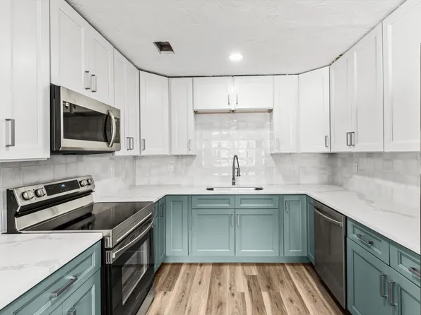 937 NE 25th Avenue, Pompano Beach, FL 33062