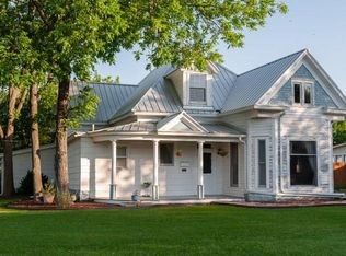 306 E Main St, Itasca, TX 76055