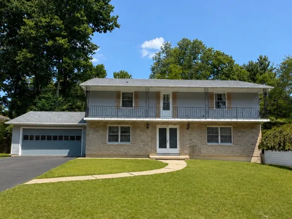 240 Ridgefield Rd #1, Endicott, NY 13760