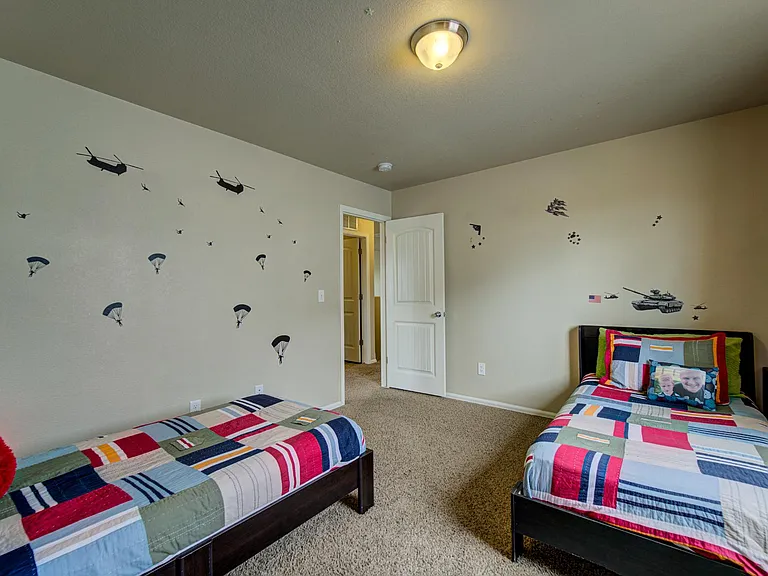 9711 Desert Lily Cir — Photo 34