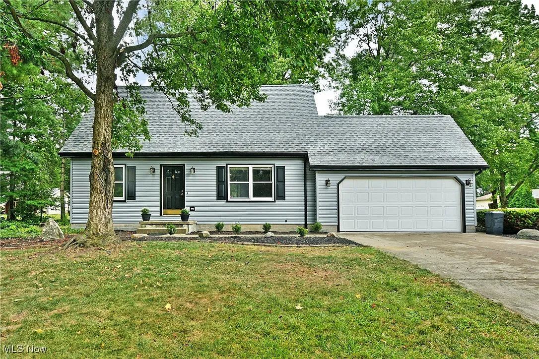151 Cedar Cir photo 1