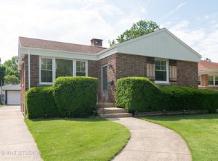 2306 Hawthorne Ave, Westchester, IL