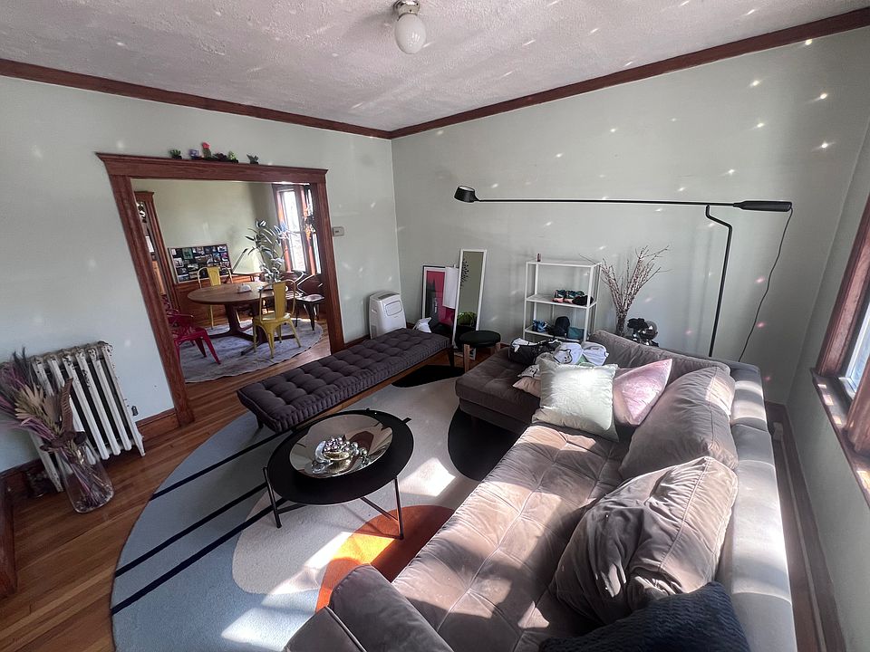 1st image of 28 Priesing St #1