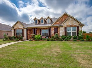 362 Sandy Creek Dr, Sunnyvale, TX 75182