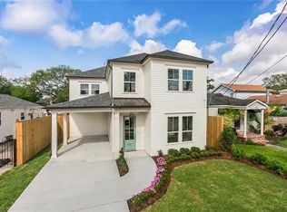 520 Metairie Lawn Dr, Metairie, LA 70001
