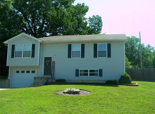 100 Paulina Dr, Hannibal, MO 63401
